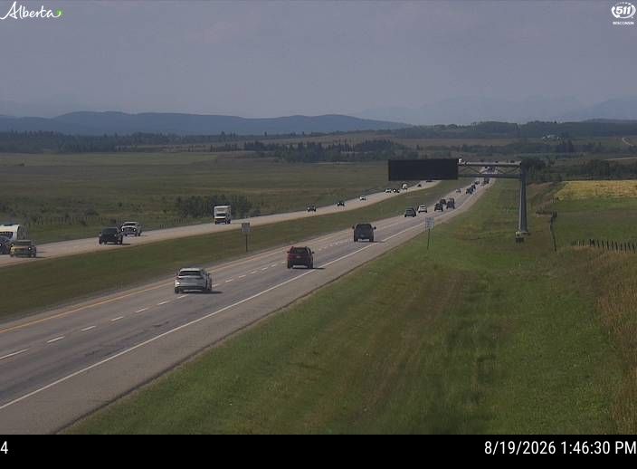 Latest Alberta 511 image at Hwy 1: West of Hwy 22 Overpass