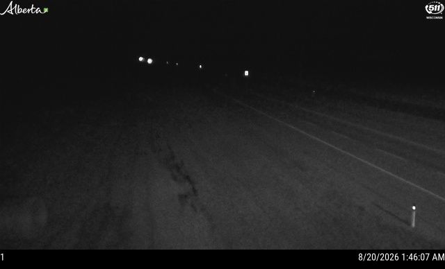 Latest Alberta 511 image at Hwy 2: South of Twp Rd 810 near Nampa