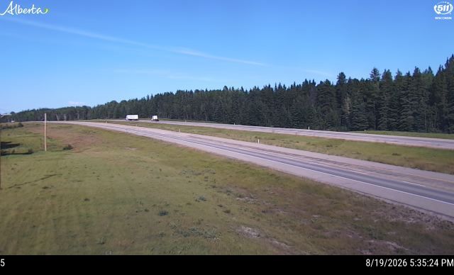 Latest Alberta 511 image at Hwy 16: Near Obed Summit