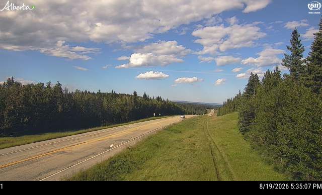 Latest Alberta 511 image at Hwy 16: East of the Jasper Park Gate