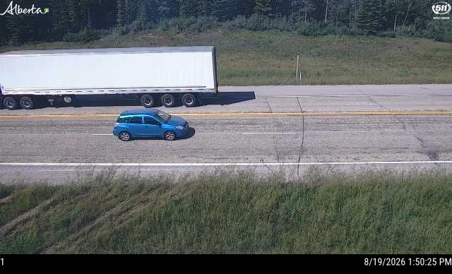 Latest Alberta 511 image at Hwy 16: East of the Jasper Park Gate