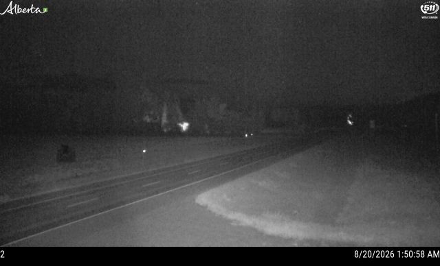 Latest Alberta 511 image at Hwy 43: East of Alberta/BC border near Demmit