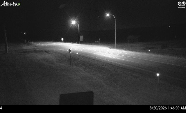 Latest Alberta 511 image at Hwy 43: East of Jct 723 near Beaverlodge