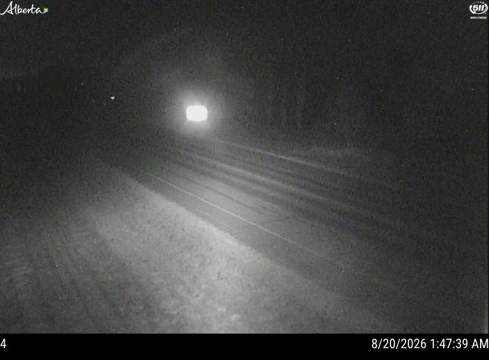 Latest Alberta 511 image at Hwy 11: at RR65 east of Rocky Mountain House