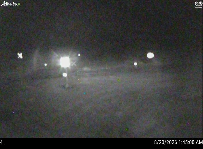 Latest Alberta 511 image at Hwy 40 & North of Hay River Road near Hinton