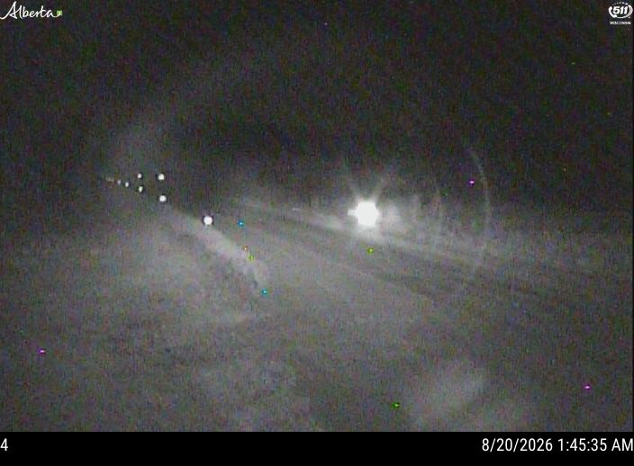 Latest Alberta 511 image at Hwy 40 & North of Hay River Road near Hinton
