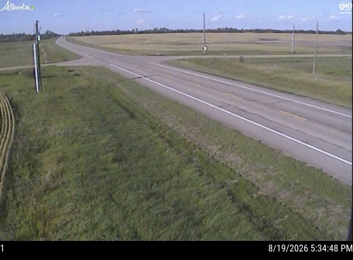 Latest Alberta 511 image at Hwy 63: Twp Road 590 near Egremont