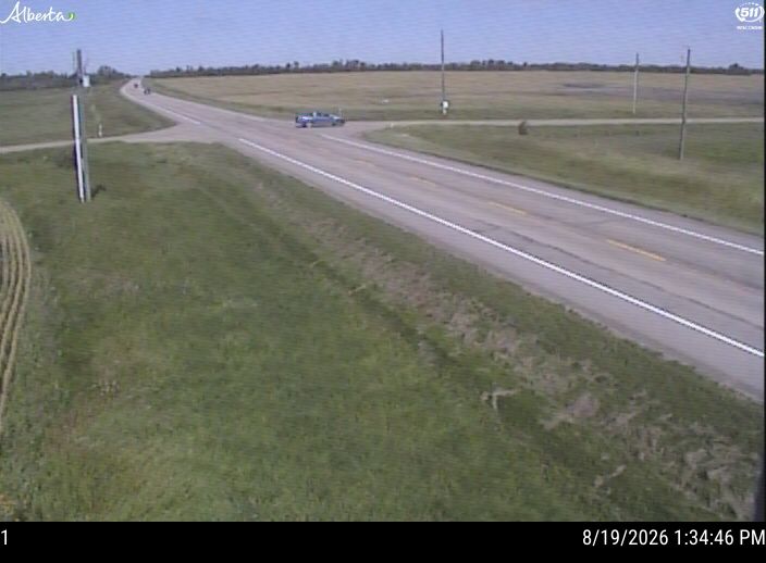Latest Alberta 511 image at Hwy 63: Twp Road 590 near Egremont