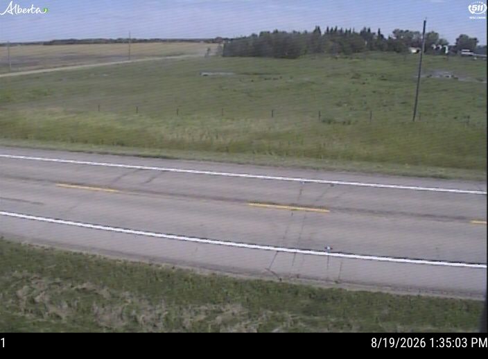 Latest Alberta 511 image at Hwy 63: Twp Road 590 near Egremont