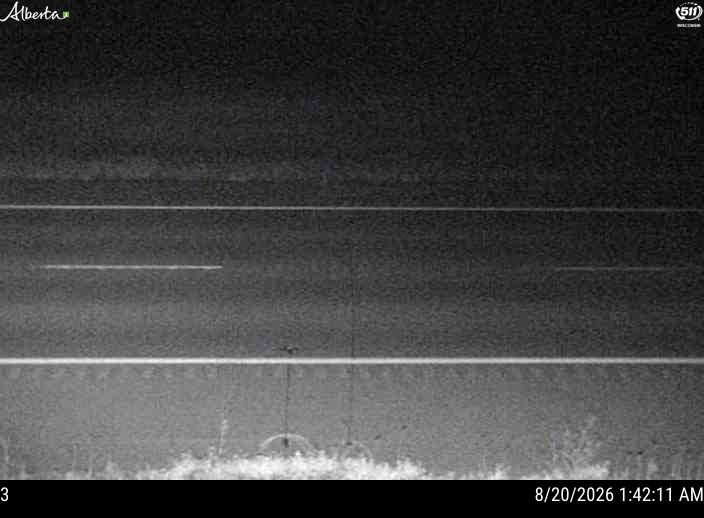 Latest Alberta 511 image at Hwy 88: 24km North of Red Earth Creek