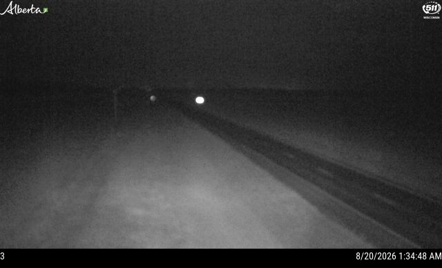 Latest Alberta 511 image at Hwy 88: 20km North of Fort Vermilion
