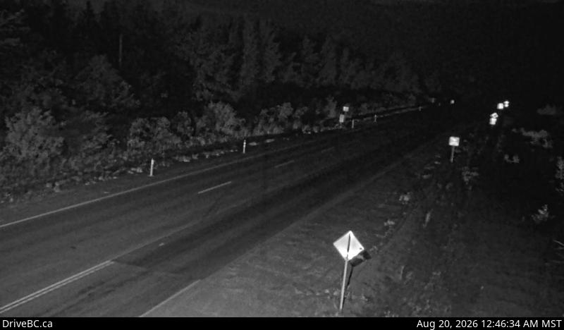 Latest DriveBC image at South Taylor Hill - N