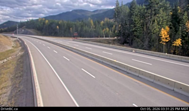 Latest DriveBC image at Quartz Creek - E
