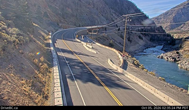Latest DriveBC image at Tank Hill - W