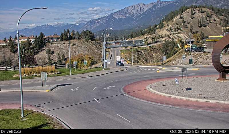 Latest DriveBC image at Radium Hot Springs northbound