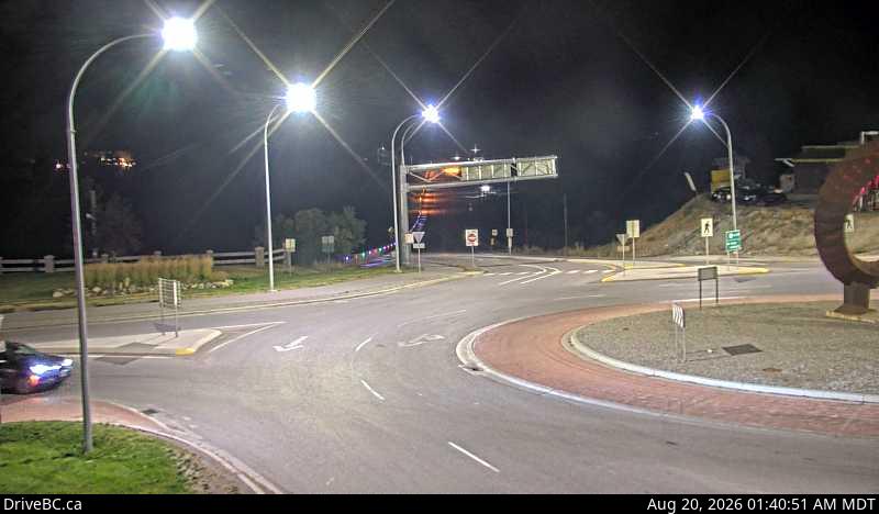 Latest DriveBC image at Radium Hot Springs northbound
