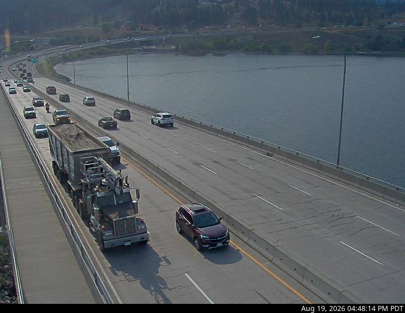 Latest DriveBC image at WR Bennett Bridge 04