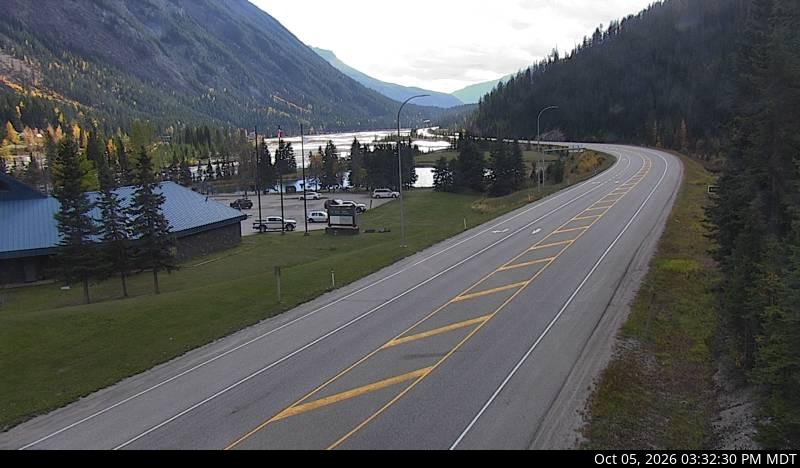 Latest DriveBC image at Field - SW