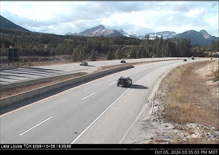 Latest DriveBC image at Lake Louise - W