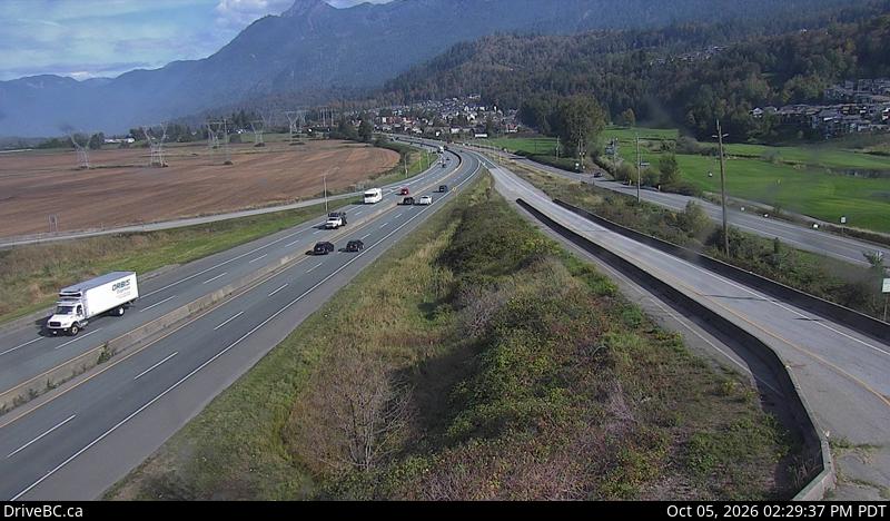 Latest DriveBC image at Annis Road - E