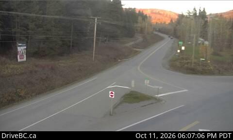 Latest DriveBC image at McLeese Lake - SE