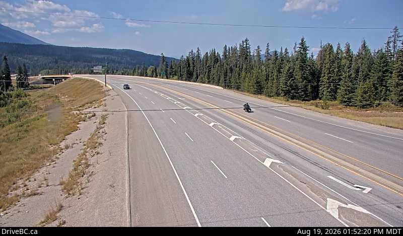 Latest DriveBC image at Donald Bridge - W