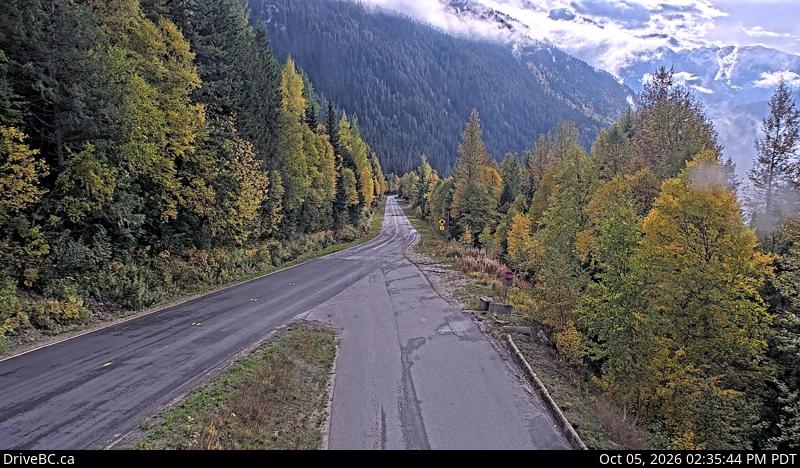 Latest DriveBC image at Mica Dam - S