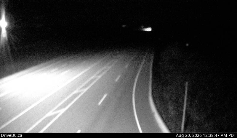 Latest DriveBC image at Dragon Lake - S