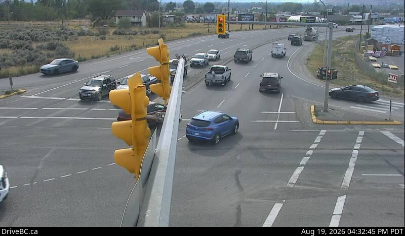 Latest DriveBC image at Halston Avenue / Paul Lake Road - W