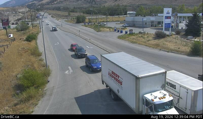 Latest DriveBC image at Halston Avenue / Paul Lake Road - E