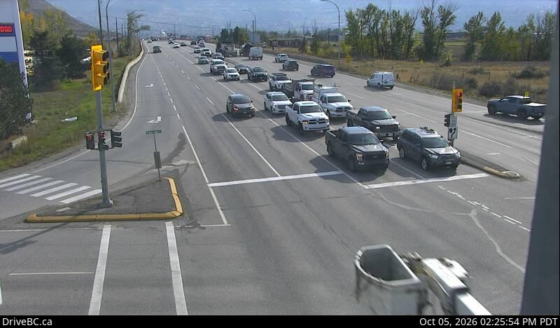 Latest DriveBC image at Halston Avenue / Paul Lake Road - S