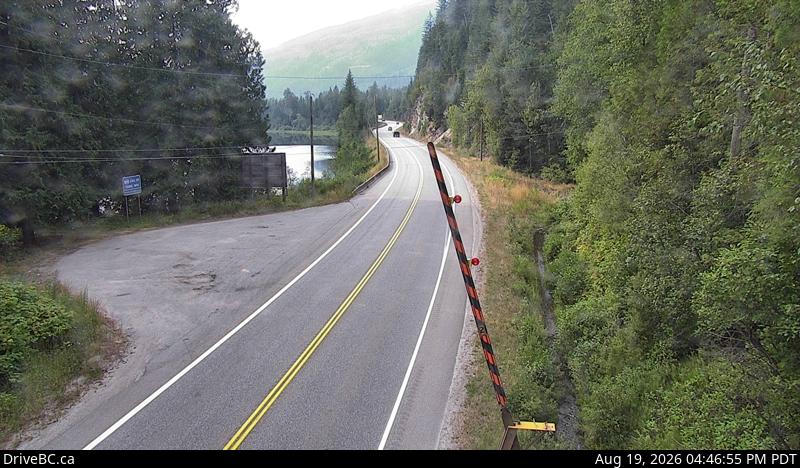Latest DriveBC image at Griffin Lake - W