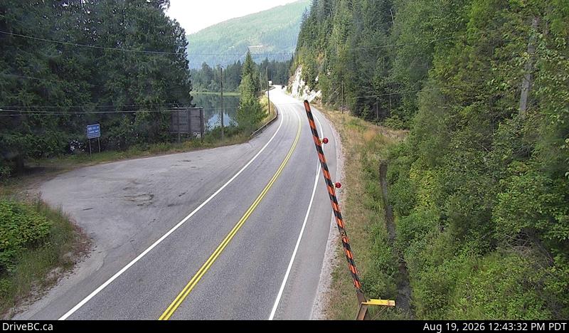 Latest DriveBC image at Griffin Lake - W