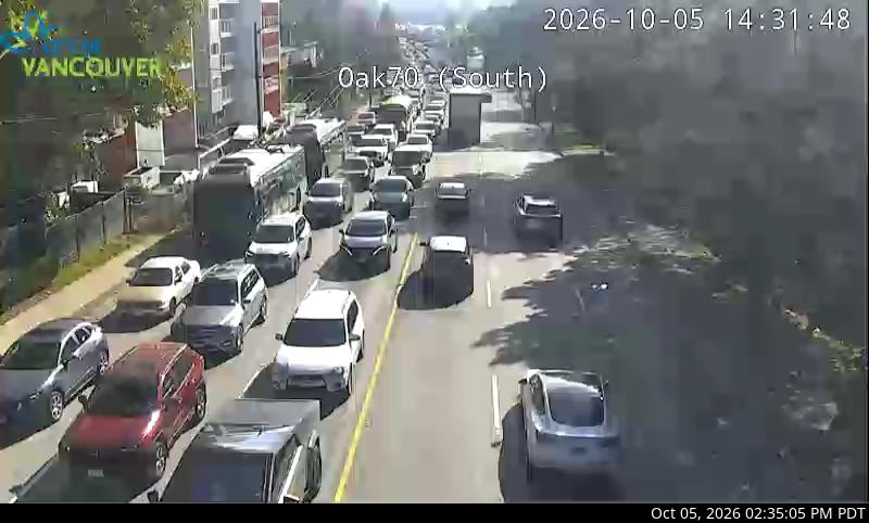 Latest DriveBC image at Oak Street at 70 Avenue - S