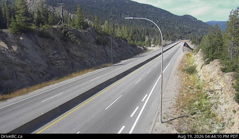 Latest DriveBC image at Coquihalla Lakes - S