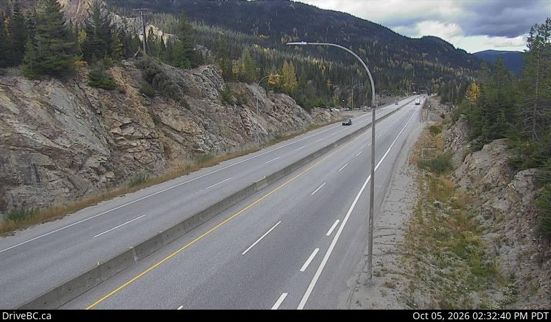 Latest DriveBC image at Coquihalla Lakes - S