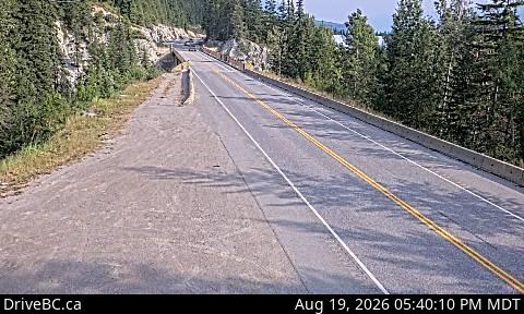 Latest DriveBC image at Blaeberry - SE