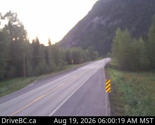 Latest DriveBC image at Link Creek