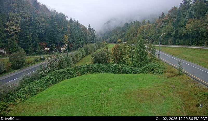 Latest DriveBC image at Herrling Island Overpass - E