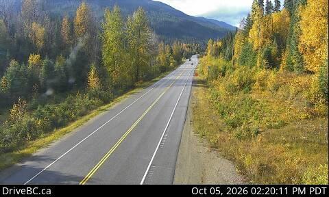Latest DriveBC image at Slim Creek - W