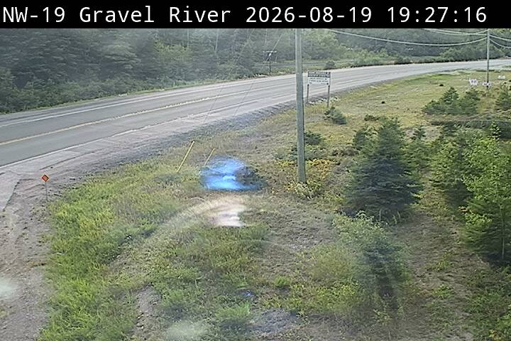 Latest Ontario 511 image at Highway 17 near Gravel River