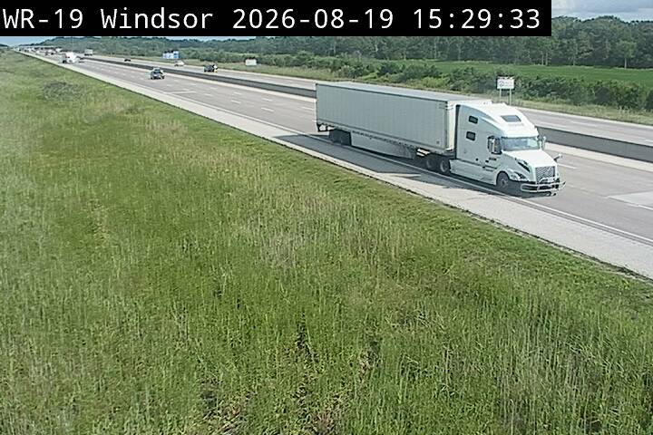 Latest Ontario 511 image at Highway 401 near Concession Road 10