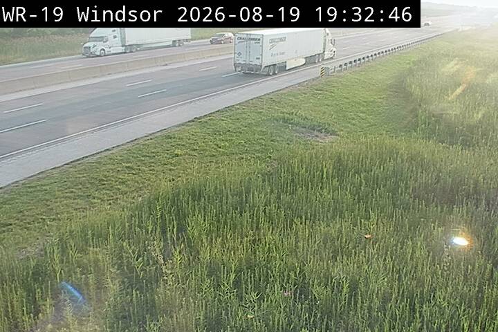 Latest Ontario 511 image at Highway 401 near Concession Road 10