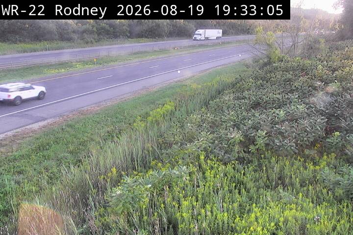 Latest Ontario 511 image at Highway 401 near Regional Road 76