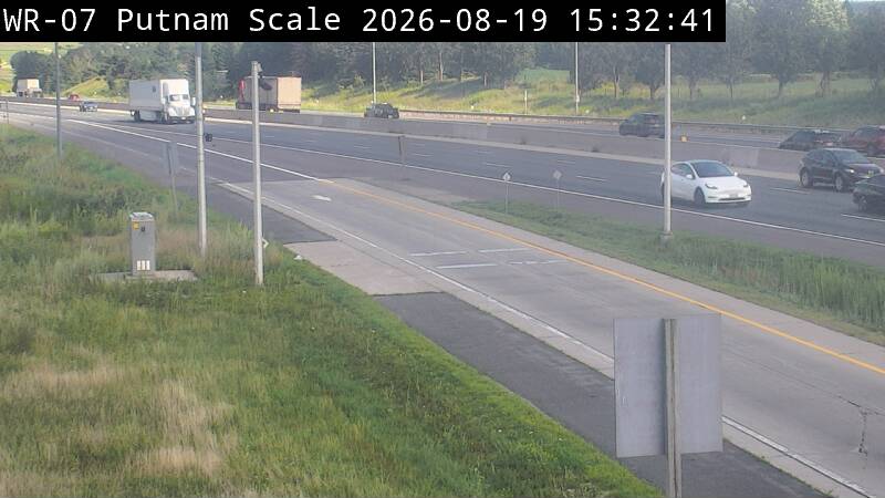 Latest Ontario 511 image at Highway 401 west of Putnam Road
