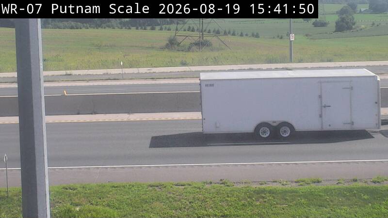 Latest Ontario 511 image at Highway 401 west of Putnam Road