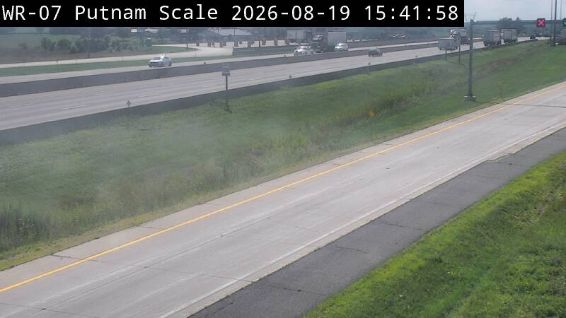 Latest Ontario 511 image at Highway 401 west of Putnam Road