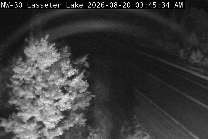 Latest Ontario 511 image at Highway 527 near Lasseter lake